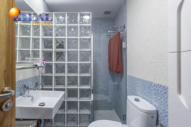 CASA PAREADA EN LA ZUBIA CON PISCINA, ZONA DE BARBACOA Y JARDÍN — 30