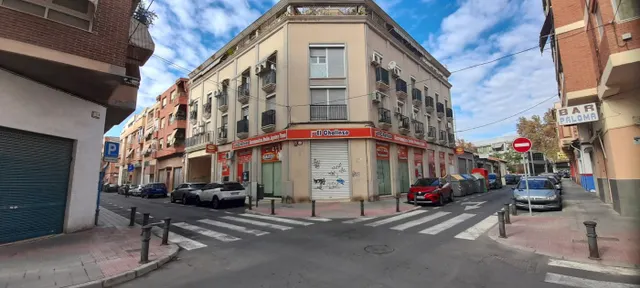 REBAJADO   Espectacular local comercial en una de las mejores zonas de Florida de Alicante — 15