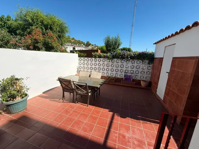 Adosado 5 habitaciones 162m² en venta - Zona Vega - foto 5