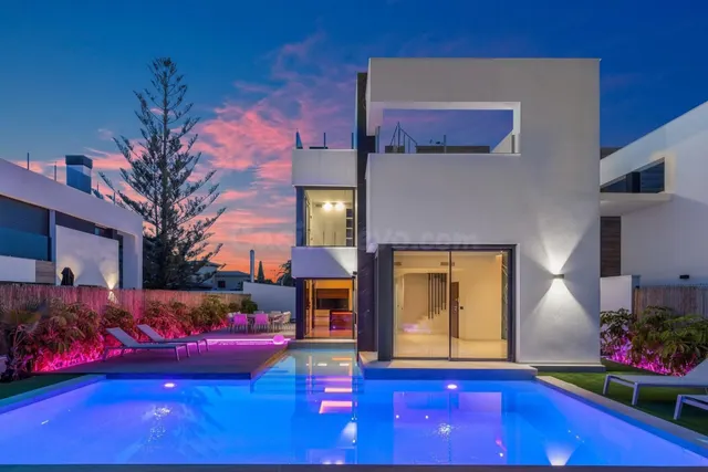 Villa 3 habitaciones 126m² en venta - La Siesta - El Salado - Torreta — 2