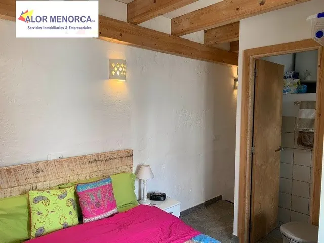 Casa con patio y cochera — 10