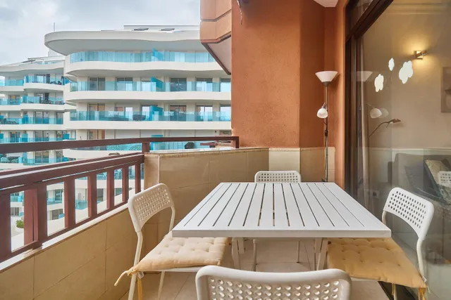 Piso de 1 dormitorio  1 Baño -  A metros del Puerto deportivo de   Fuengirola — 11