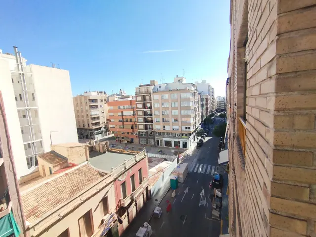 VIVIENDA CENTRICA — 9