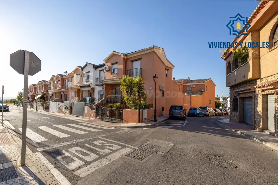 Adosado 3 habitaciones 195m² en venta - Vega de granada zona noroeste