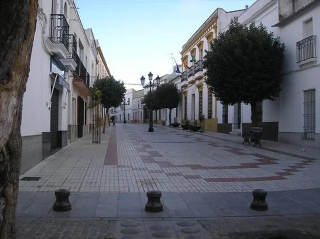 SE VENDE SOLAR PARA EDIFICAR EN BADAJOZ — 2