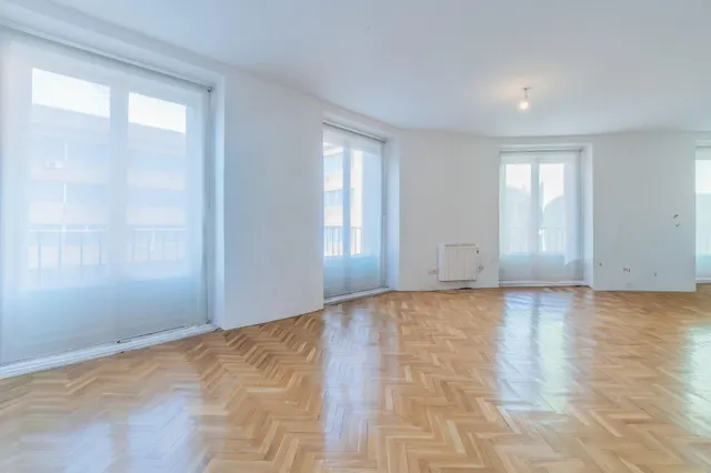 Piso  Ideal Para Reformar  Calle San Lorenzo — 6