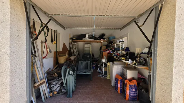 Chalet con piscina, gran parcela y licencia turística — 47