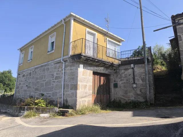 Complejo Rural, con gran potencial de desarrollo , en A MERCA. — 5