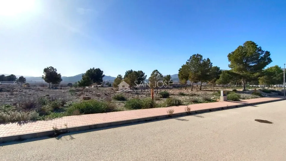 VENTA DE SUELO URBANIZABLE EN SALINAS
