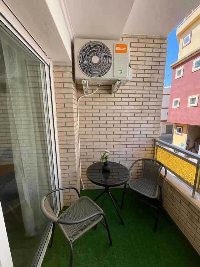 En segunda  linea de playa, Piso totalmente reformado en Lo pagan. — 10