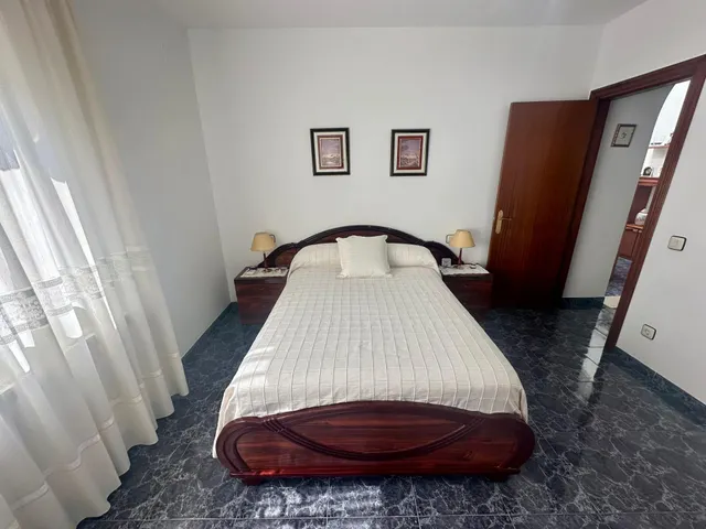 CASA EN OASIS - EL VENDRELL — 44
