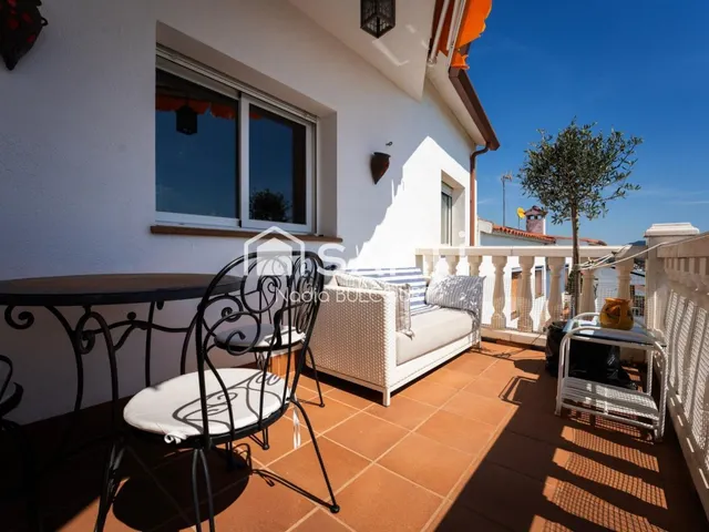 Vistas al mar, piscina y privacidad - foto 3