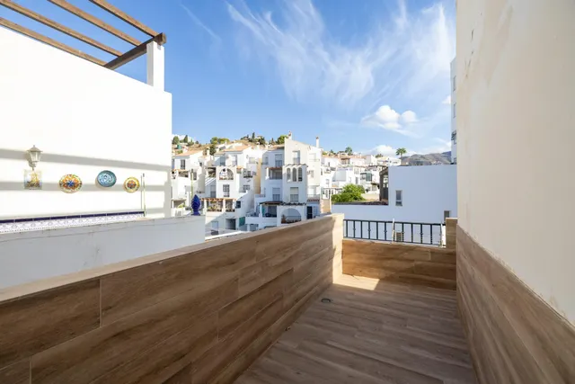 Dúplex de 4 dormitorios con vistas al mar, terraza y piscina en Velilla-Taramay — 8