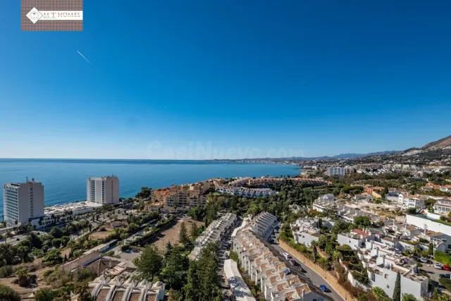 IMPRESIONANTE ÁTICO CON ESPECTACULARES VISTAS AL MAR EN BENA - foto 3
