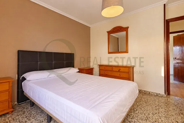 Piso en Bellavista, San Juan de Alicante, con 3 dormitorios, terraza y parking, a 2km de la playa — 14