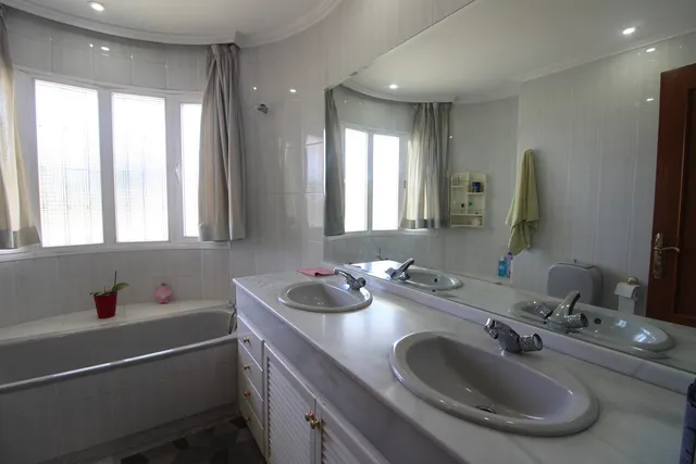 Chalet 4 habitaciones 224m² en venta - Marbella — 21