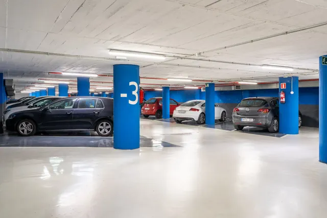 Parking 10m² en alquiler - Eixample — 32