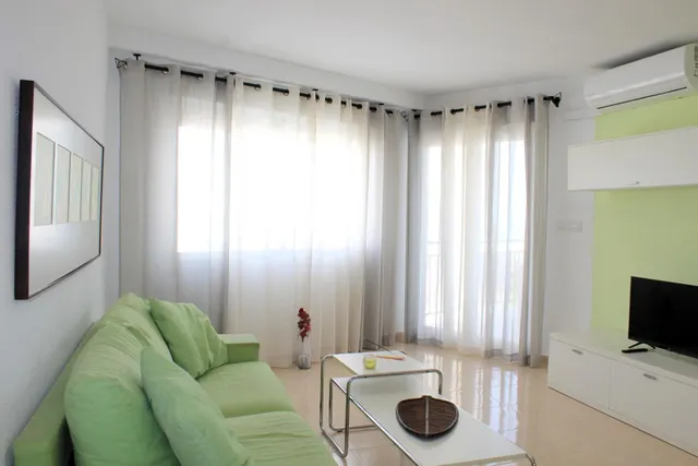 PLAYA GANDIA- PRIMERA LINEA PLAYA APARTAMENTO | Despierta frente al mar — 11
