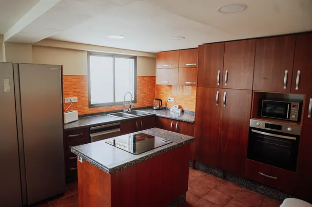 Amplio y luminoso chalet independiente con piscina, terrazas y apartamento con entrada propia — 37