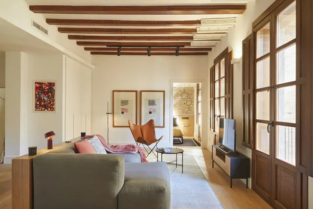 Piso en venta calle Banys Nous — 2