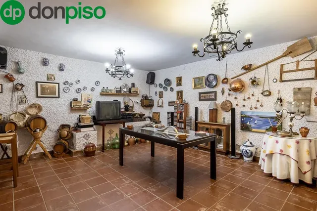Fantástica casa en bola de oro — 37