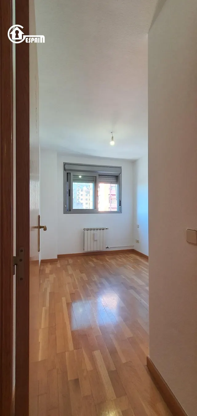 Gespain actividades inmobiliarias ofrece vivienda en venta en zona av. de los poblados — 45