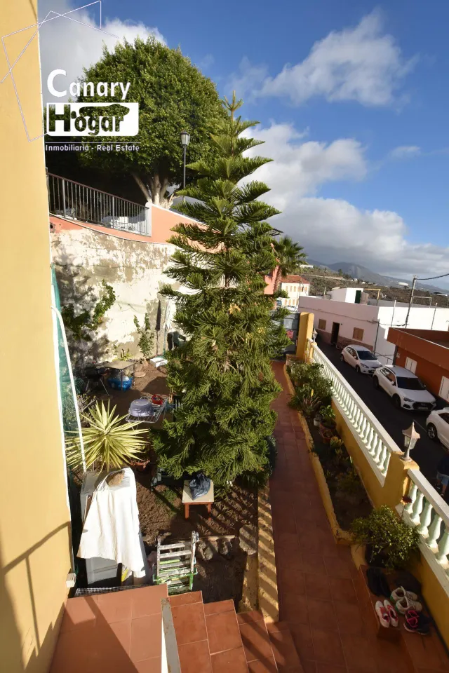 Casa con terreno en venta en Chio Guia de Isora — 36