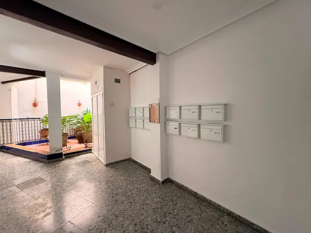 APARTAMENTO CON LICENCIA TURÍSTICA EN CALLE ALFAROS – PLENO CENTRO DE CÓRDOBA — 24