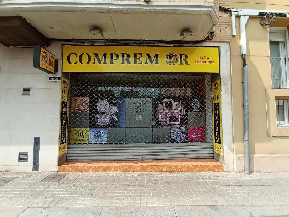 LOCAL COMERCIAL EN VENDA A IGUALADA - RAMBLA SANT FERRAN