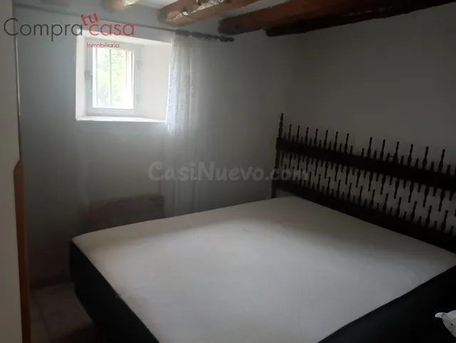 VENTA CASA CON PATIO ZONA DE SEPULVEDA. - foto 5