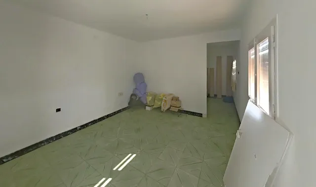 Casa con gran potencial y espacio independiente en albarrosa – Viladecans — 33