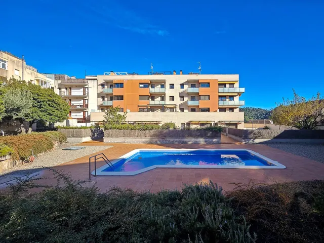 IDEAL INVERSORES!! VENTA PISO EN CAPELLADES ZONA CAPELLÓ SEM