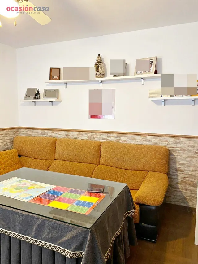 PARCELA DE 700 m2 , con 2 casas equipadas de cocina , habitaciones , baños ...! — 24