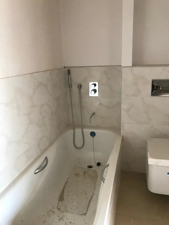 DÚPLEX DE 113 M2, NUEVO, 2 HAB., SALÓN, COCINA, 3 BAÑOS. CALIDADES LUJO — 7