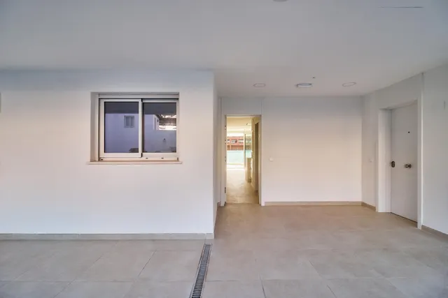 Apartamento  de 2 dormitorios y 2 baños , a estrenar en  pleno centro de Fuengirola. — 27