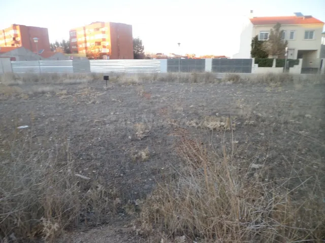 Solar de 250 m2 POLIGONO 20 en la Avenida principal, Avda De - foto 3
