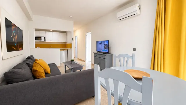 TORREMOLINOS 1 DORMITORIO — 14