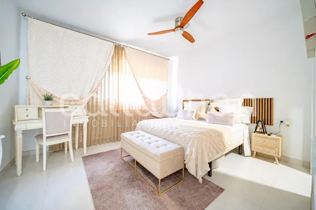 Exclusiva vivienda en Cruz de Gracia: elegancia, amplitud y privacidad — 22