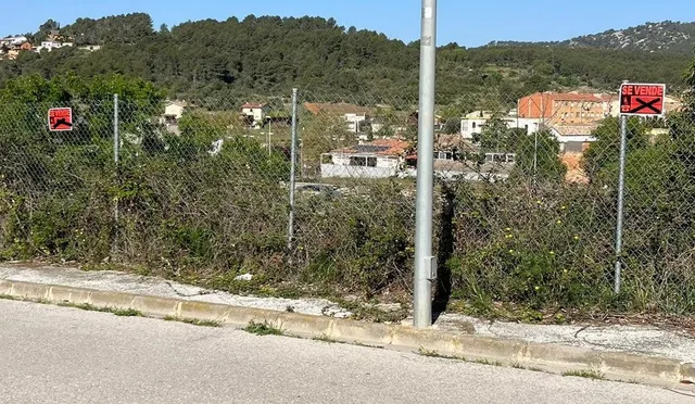 ¡FINQUES BAIXADOR PRESENTA ESTE SOLAR PARA LA CONSTRUCCIÓN D - foto 3