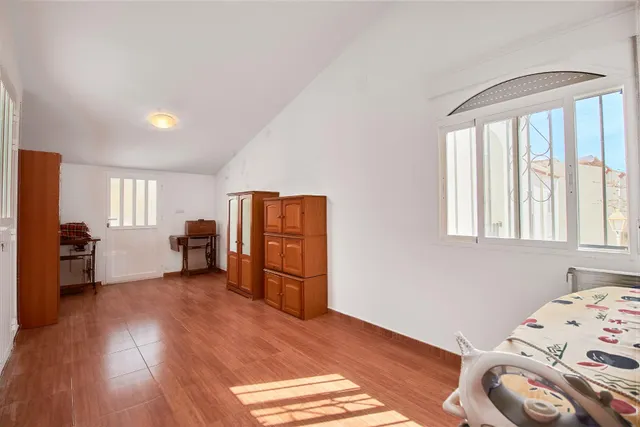 CASA AMPLIA Y CÓMODA EN URRACAL — 23