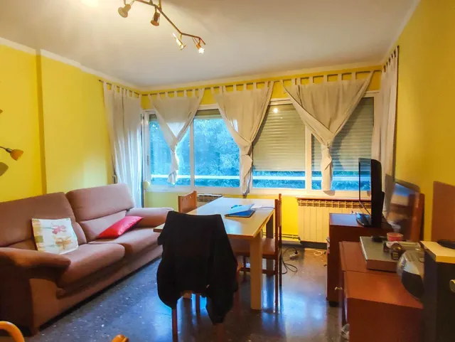 Piso en Venta en La Verneda i la Pau, Barcelona — 2