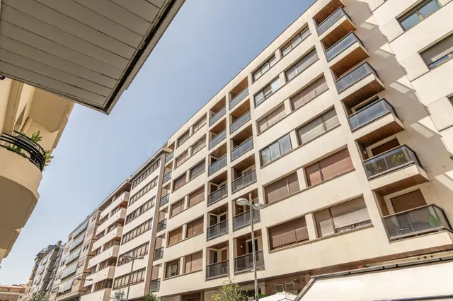 Diseña un hogar exclusivo en pleno Ensanche. - foto 2