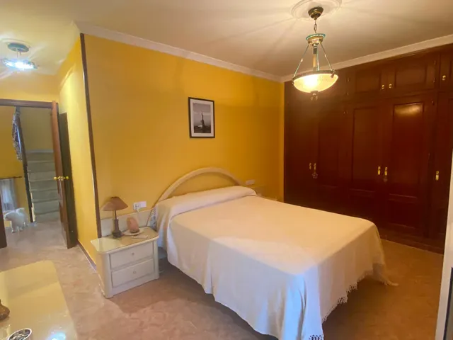 Exclusivo pareado en Santa Mónica: elegancia, espacio y vistas inigualables — 21