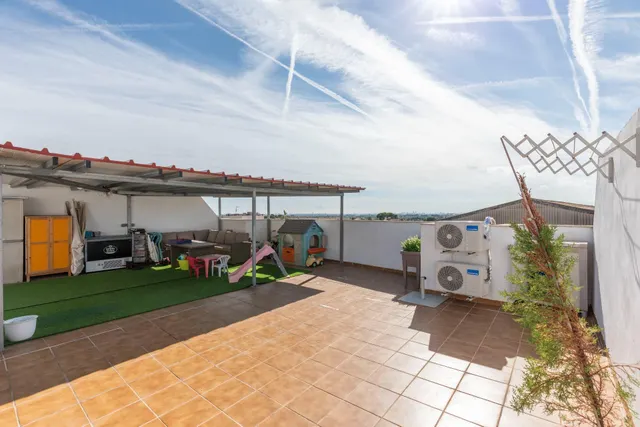 Vivienda con terraza solárium en el barrio de la Magdalena — 28