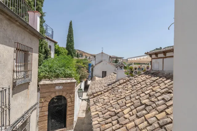 Dos maravillosas casas en el Albaicín con vistas panorámicas a la Alhambra — 24