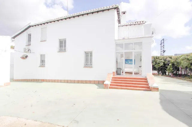 Chalet Carretera Almodovar — 41