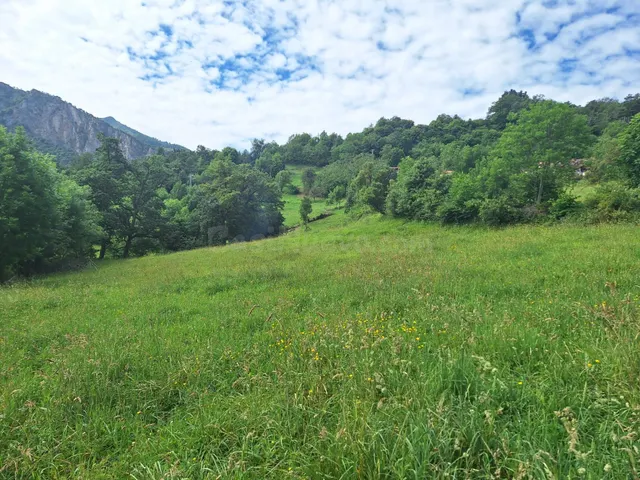 Terreno urbanizable en Camaleño - foto 4