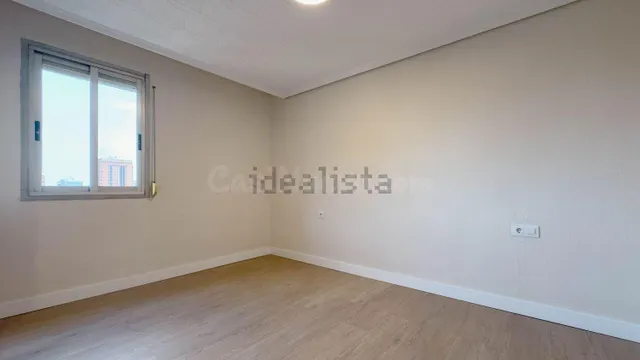 Piso 3 habitaciones 96m² en alquiler - Ciutat de les Arts i  - foto 4
