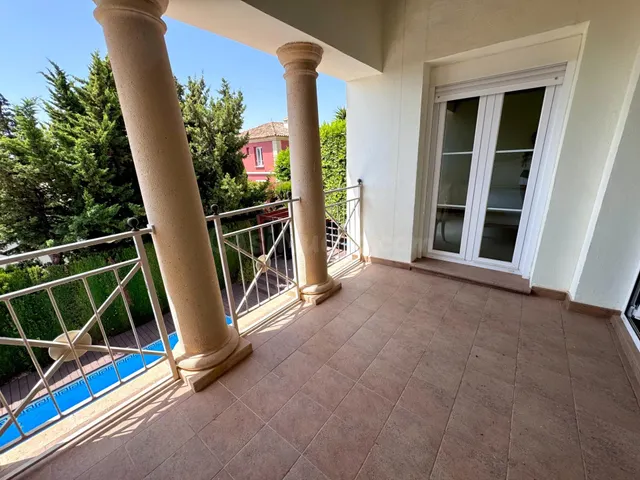 Villa en Golf Bahía — 42