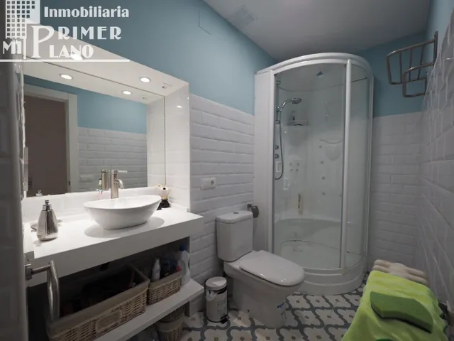 CASA DE DOS PLANTAS JUNTO A C/ DOÑA CRISANTA POR 195.000 € — 9